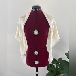 Bill blass Elegant Cream